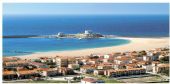 veduta di Bosa Marina con la torre aragonese