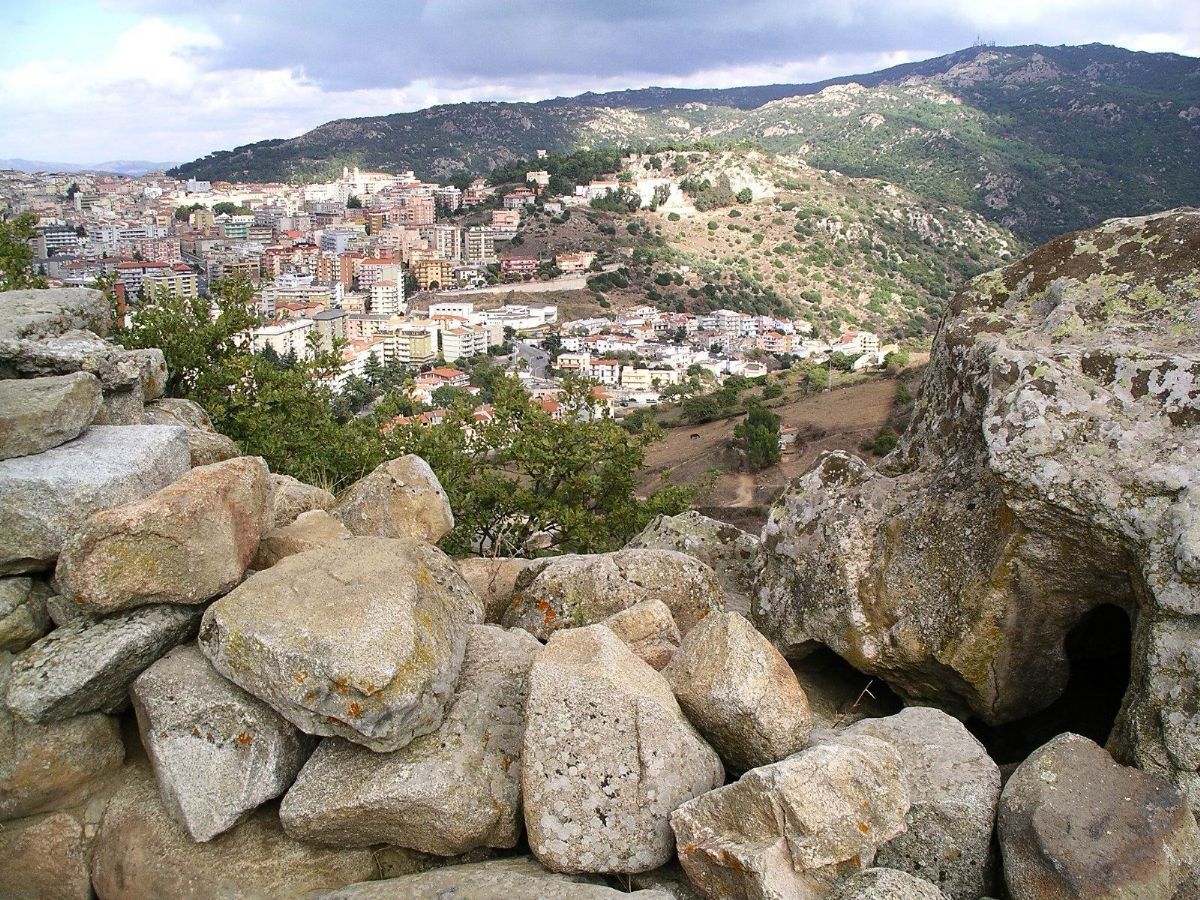 Nuoro vista dal Nuraghe Tanca Manna