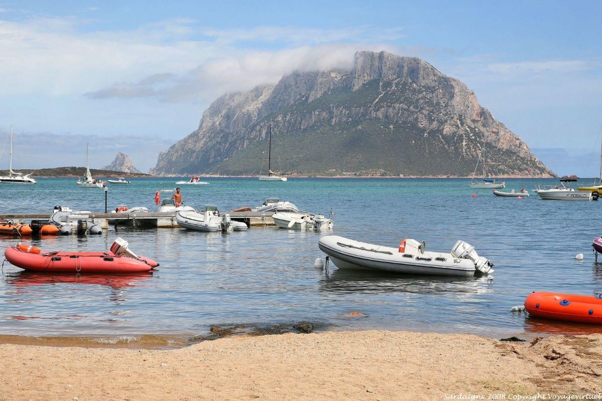 Porto San Paolo verso l'isola di Tavolara