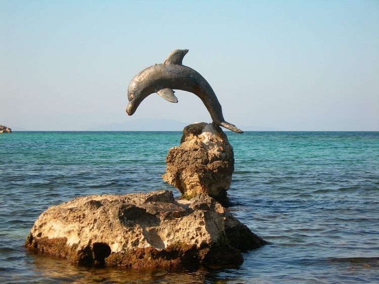 Porto Torres - scultura sul mare