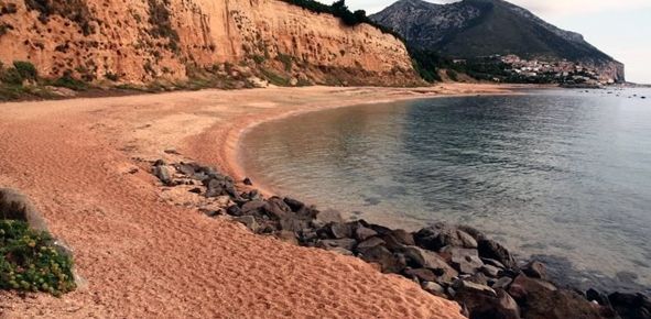 Spiaggia Sos Dorroles