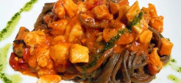 Tagliolini al Nero di Seppia con Ragù di Cernia