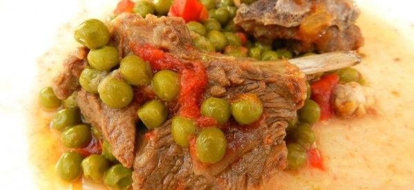 Lamb stew with peas